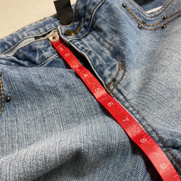 🎉HP🎉Harley Davidson Studded and Embroidered Flames Ladies Petite Jeans - Picture 9 of 10